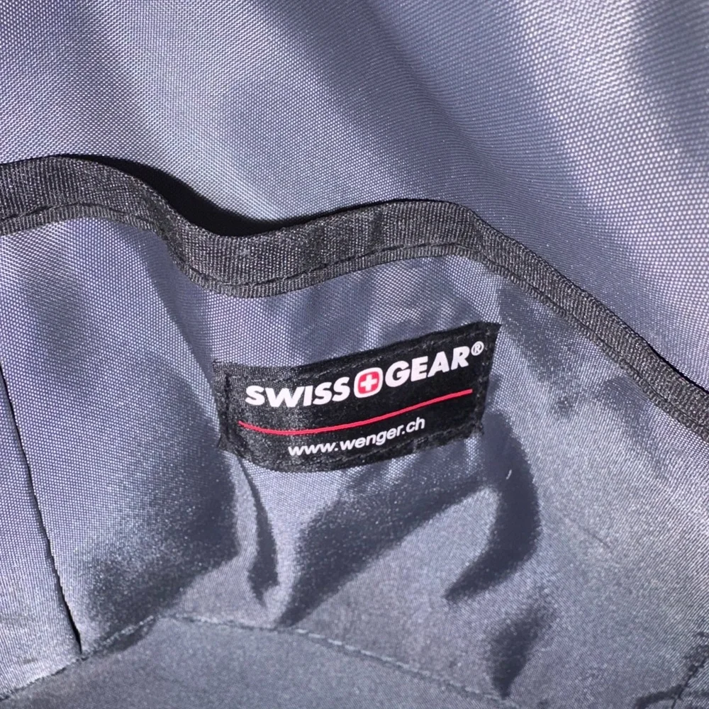 SWISSGEAR Anthem 17